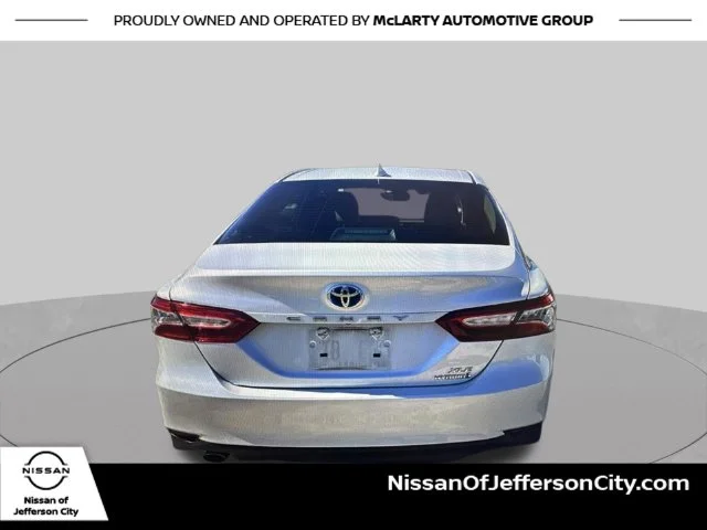 Used 2020 Beige Toyota XLE image 8