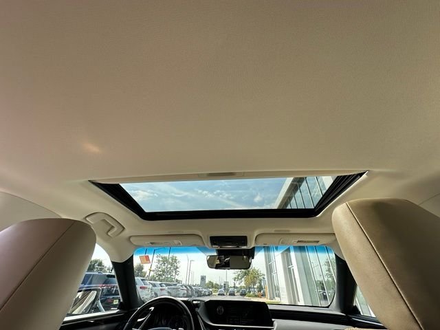 Used 2021 Silver Lexus 250 image 30