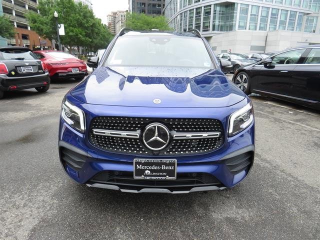Used 2020 Galaxy Blue Metallic Mercedes-Benz GLB 250 image 6