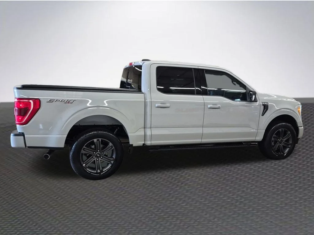 Certified Used 2023 Avalanche Ford XLT image 4