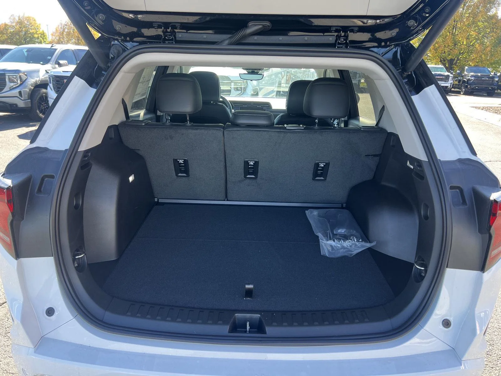 2027 GMC Terrain Denali - Photo 7