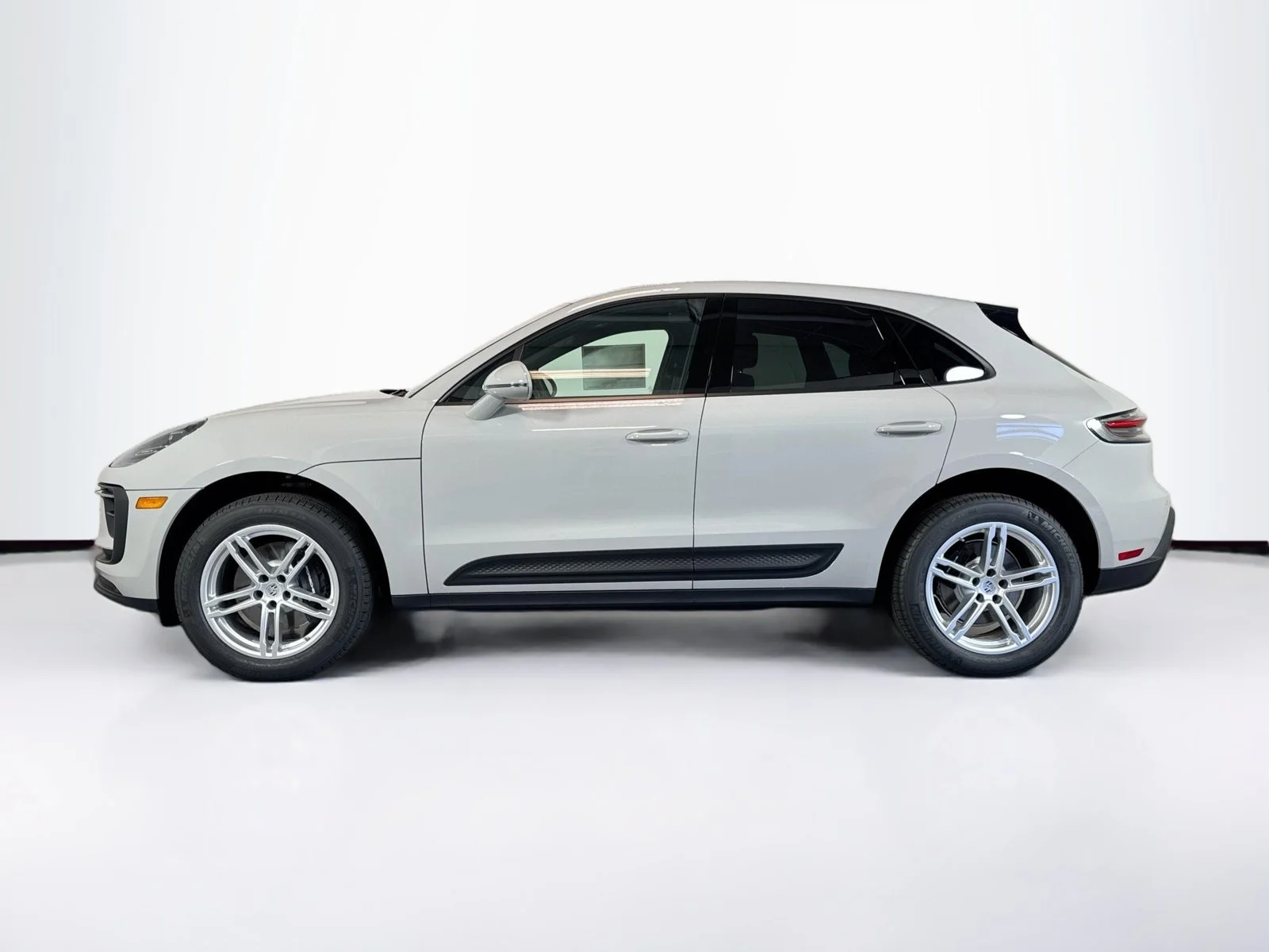 New 2026 Chalk Porsche  image 2