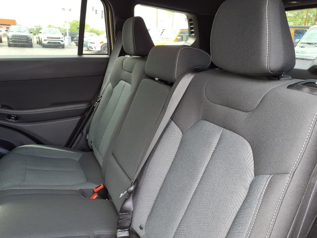 New 2026 41 Exterior Paint Jeep Laredo image 13