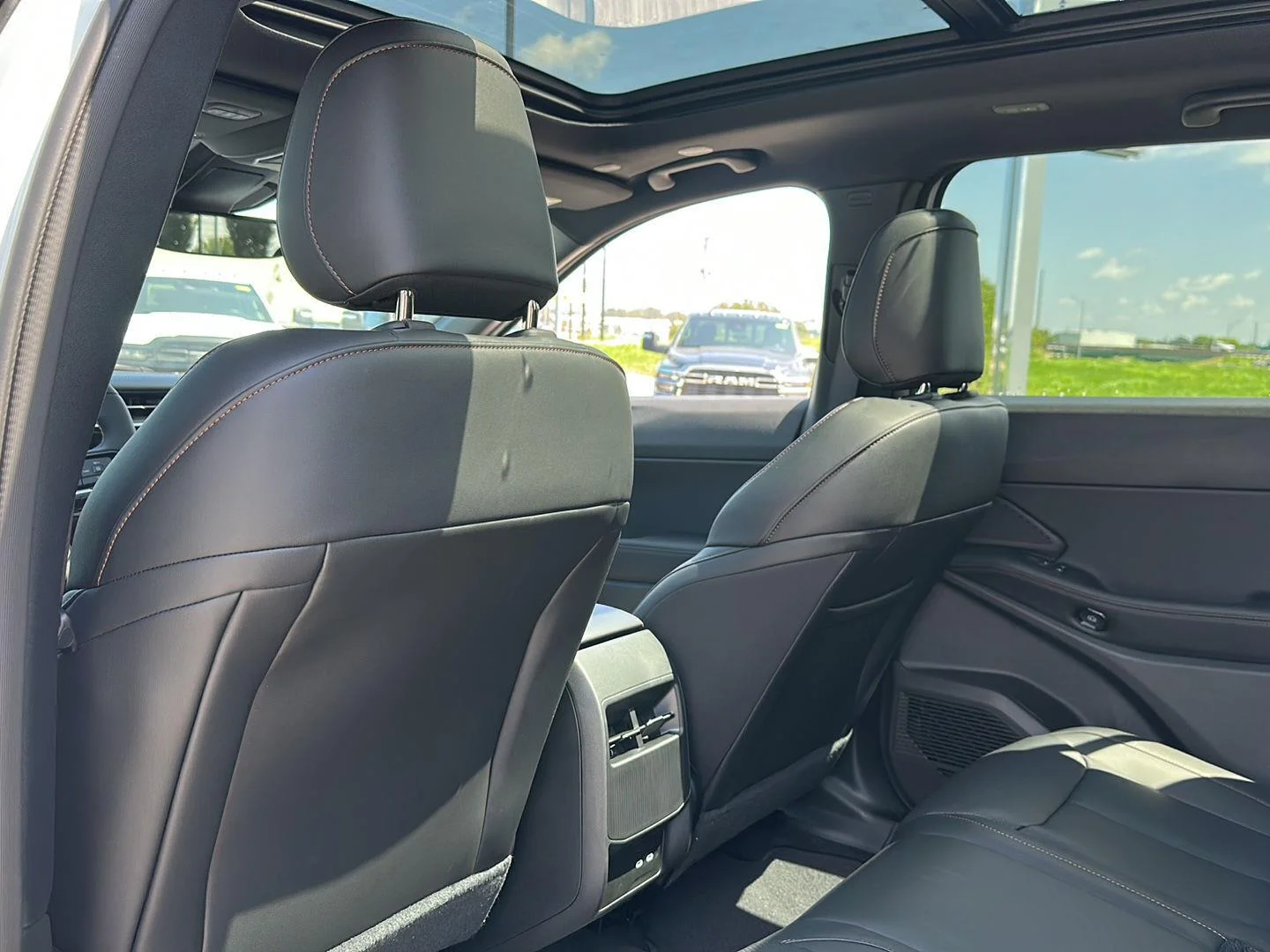 New 2026 Bright White Clearcoat Jeep Limited image 30
