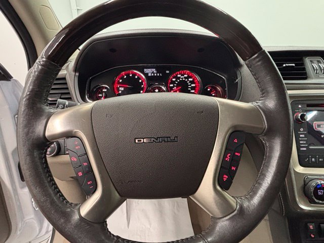 Used 2016 WHITE FROST TRICOAT GMC Denali image 26