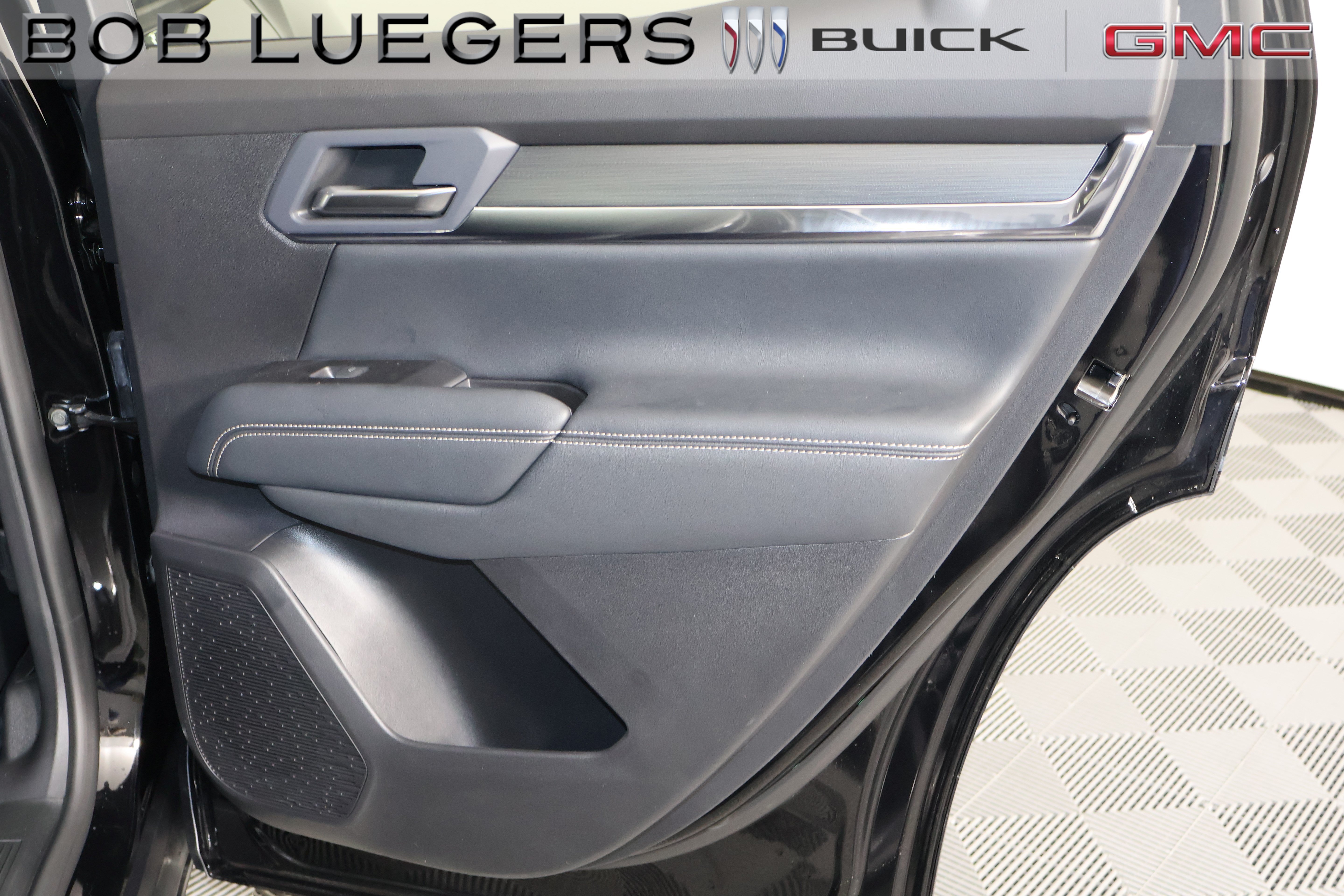 2027 GMC Terrain Elevation - Photo 13