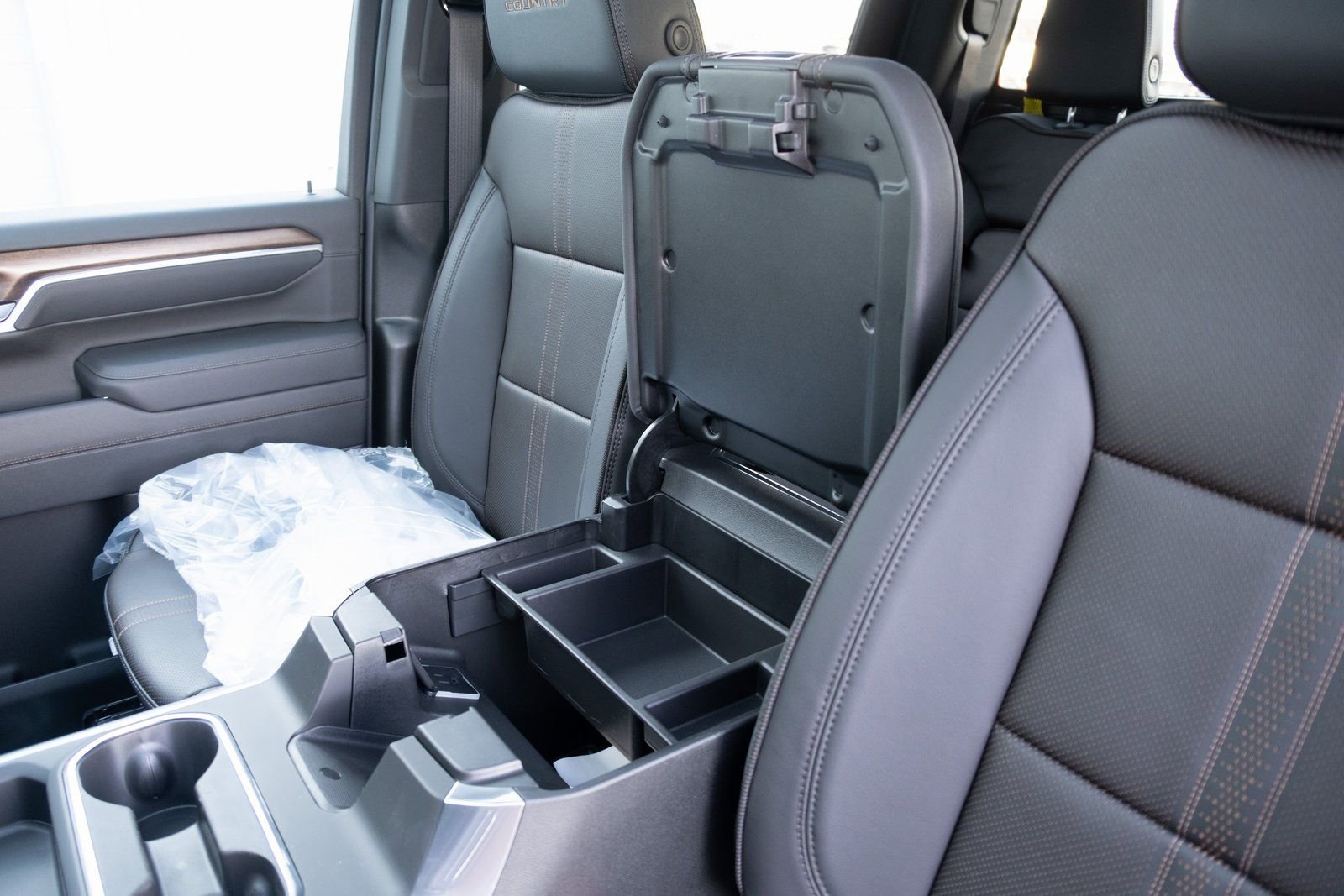 2026 Chevrolet Silverado 3500 HD High Country - Photo 8