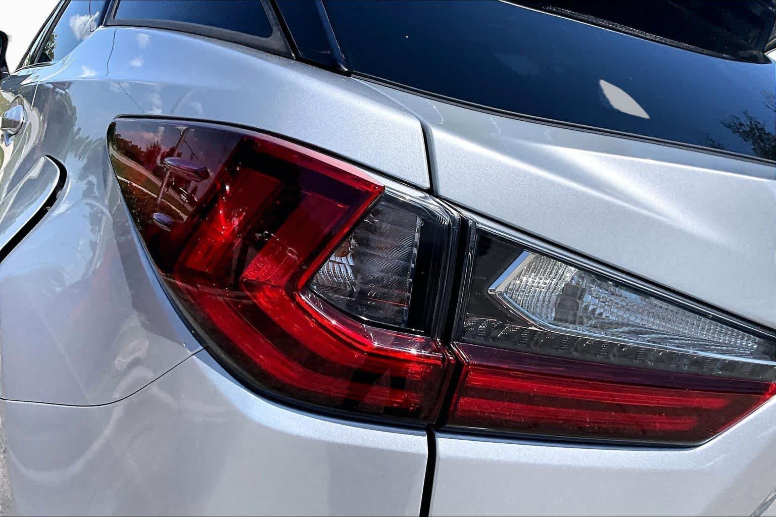 Used 2018 Silver Lining Metallic Lexus  image 29