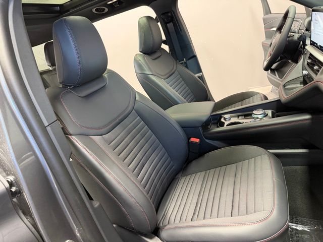 New 2026 Carbonized Gray Metallic Ford ST-Line image 26