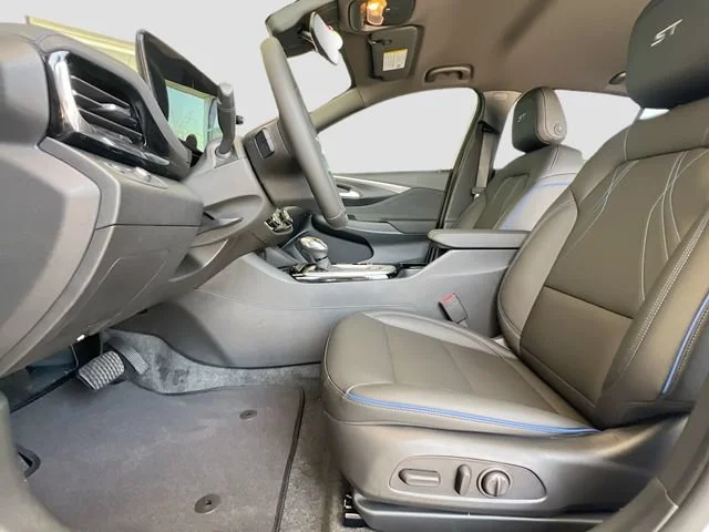 2026 Buick Envista Sport Touring - Photo 15