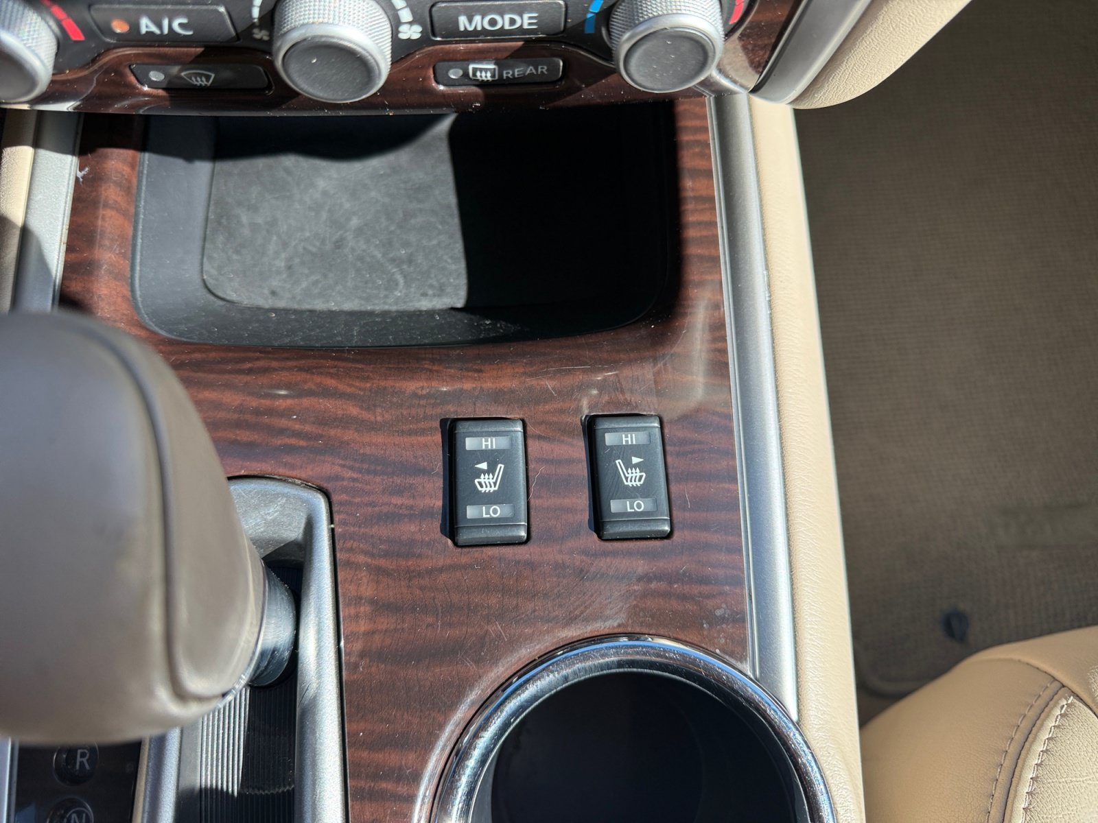 Used 2013 Arctic Blue Metallic Nissan SL image 19
