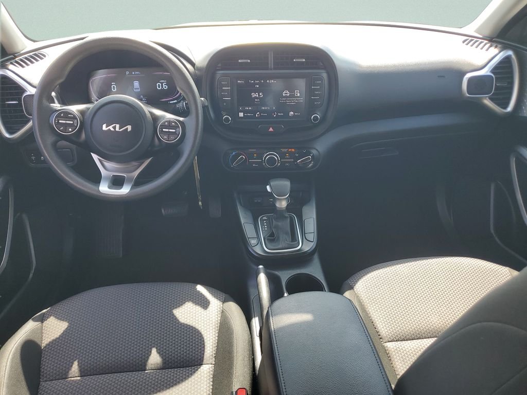 Used 2024 White Kia LX image 11