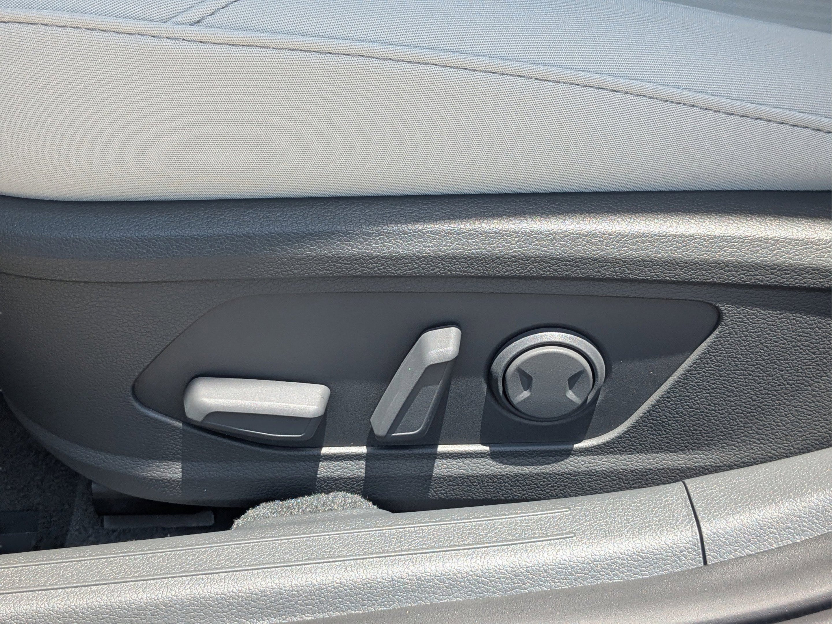 New 2026 Aero Silver Hyundai SEL Sport image 21