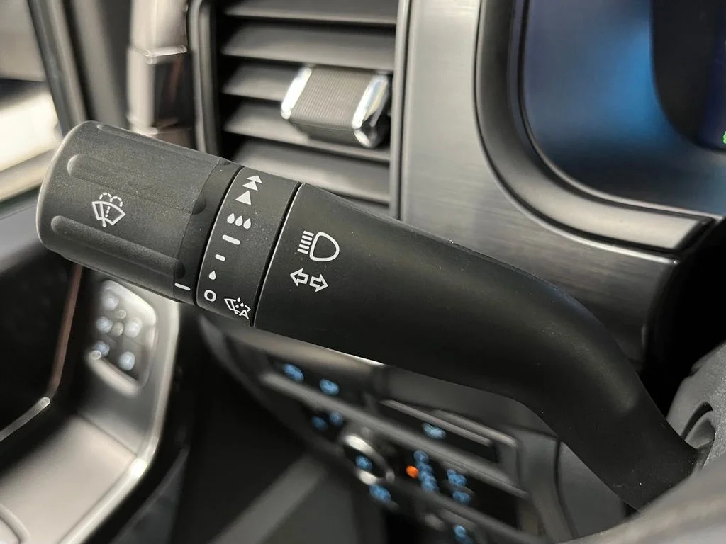 Used 2023 Black Ford Lariat image 31