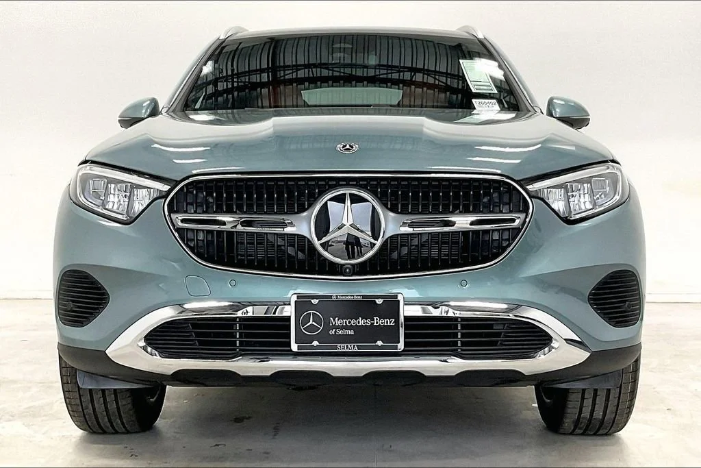 New 2026 Verde Silver Metallic Mercedes-Benz GLC 300 image 15