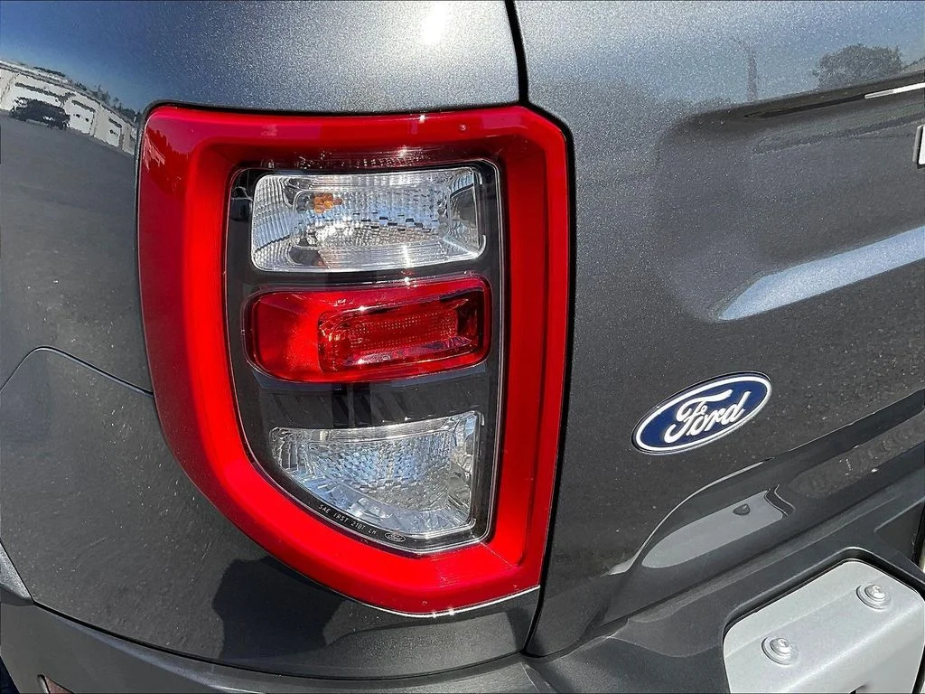 New 2026 Carbonized Gray Metallic Ford Outer Banks® image 28