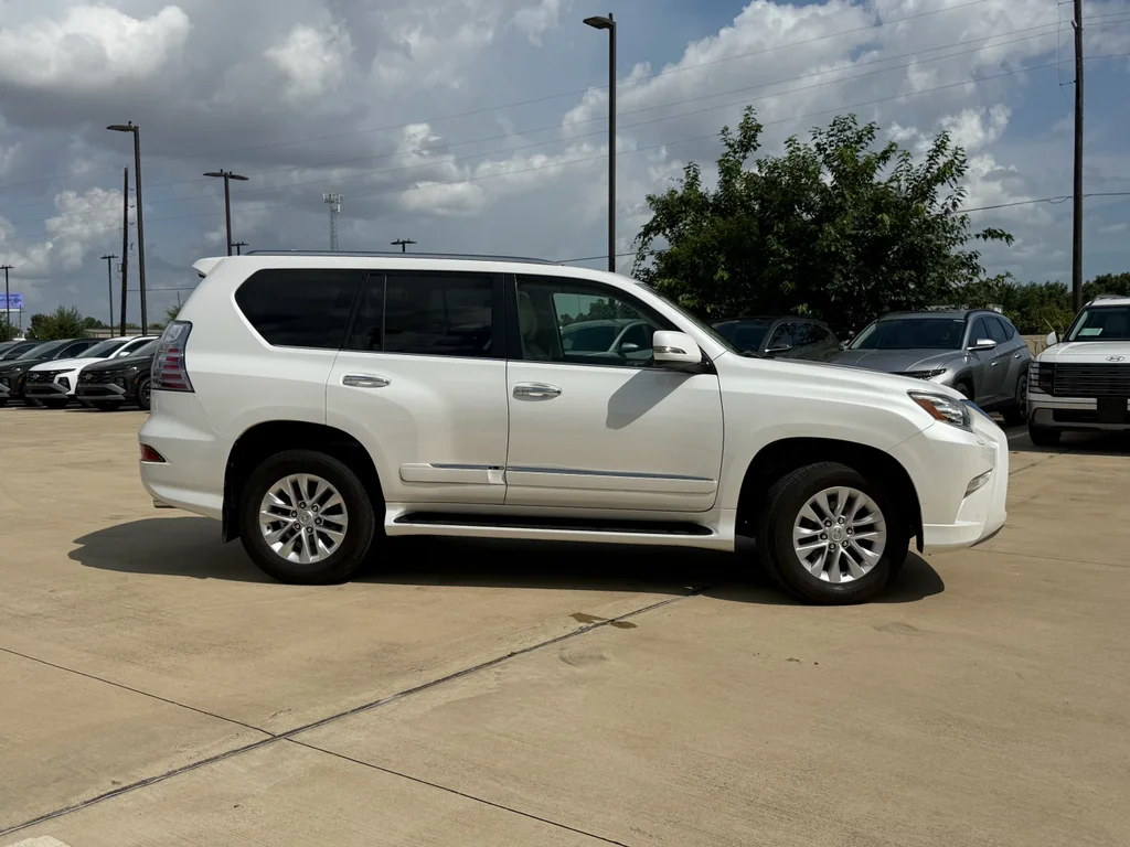 Used 2019 Starfire Pearl Lexus Premium image 7