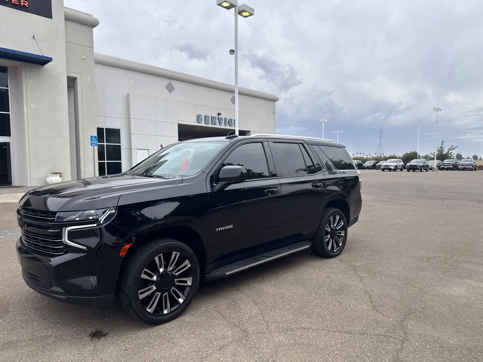Used 2021 BLACK Chevrolet LT image 7
