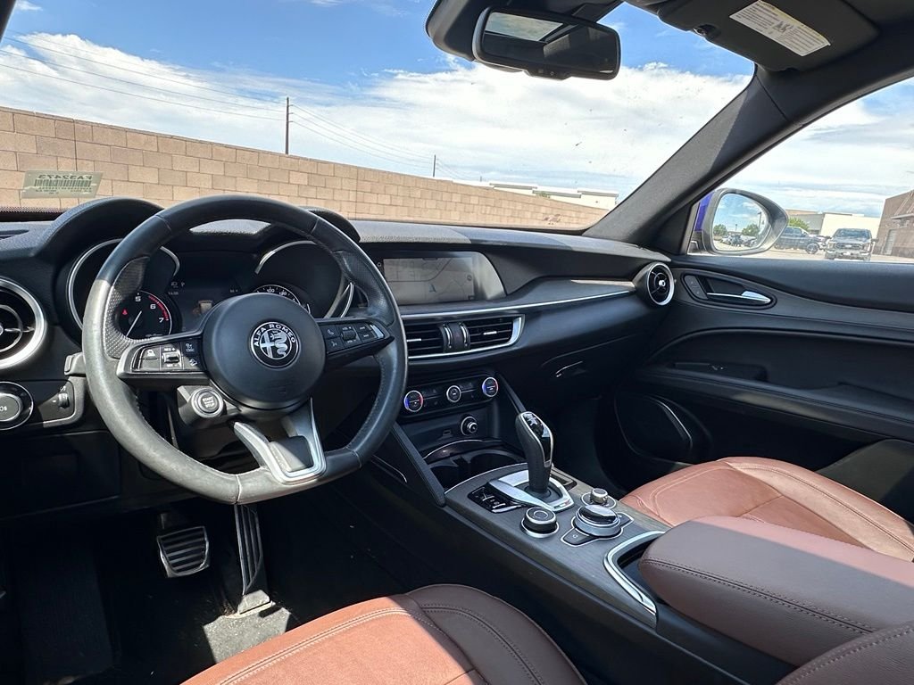Used 2022 Blue Metallic Alfa Romeo Ti image 13