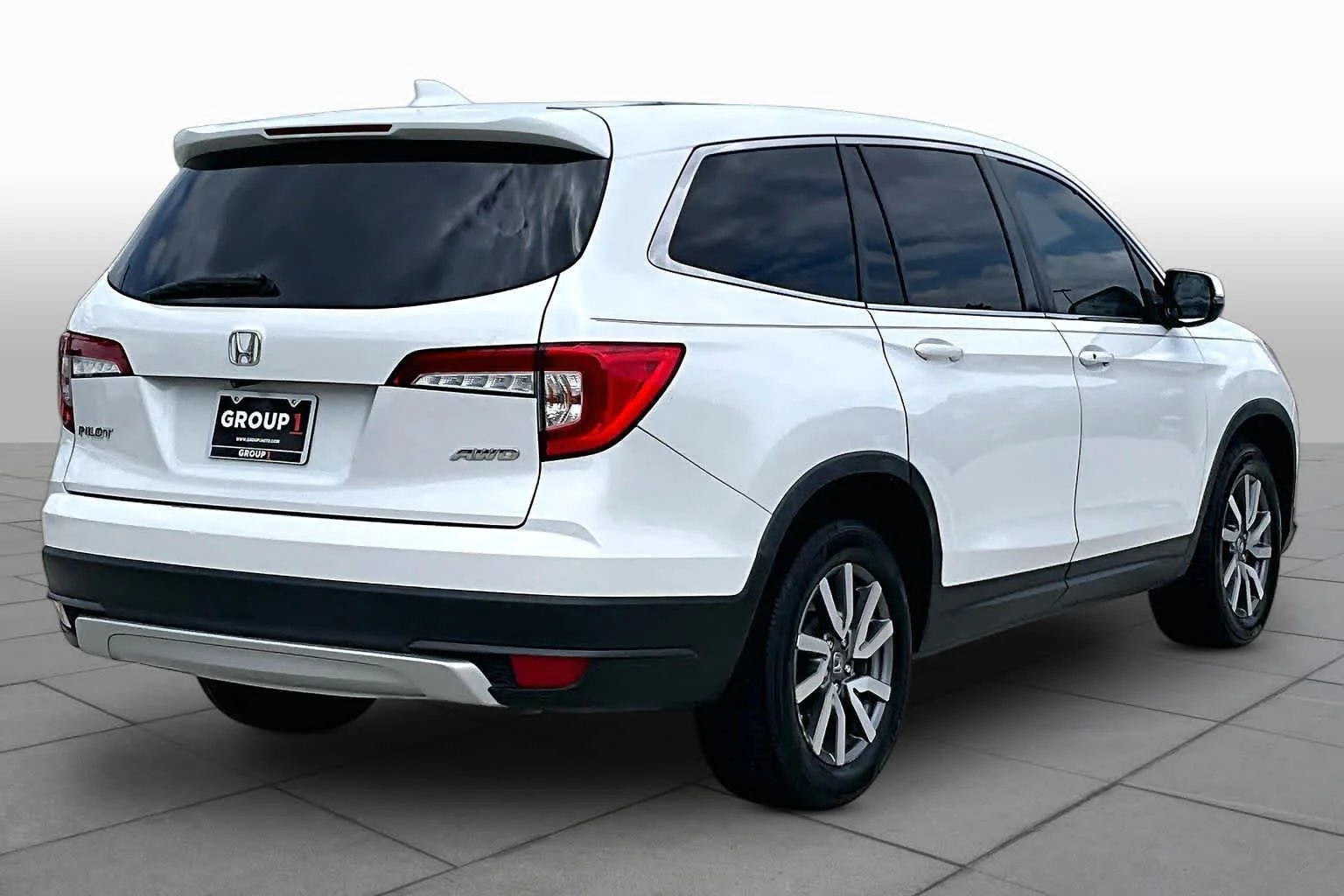 Used 2020 Platinum White Pearl Honda EX-L image 13
