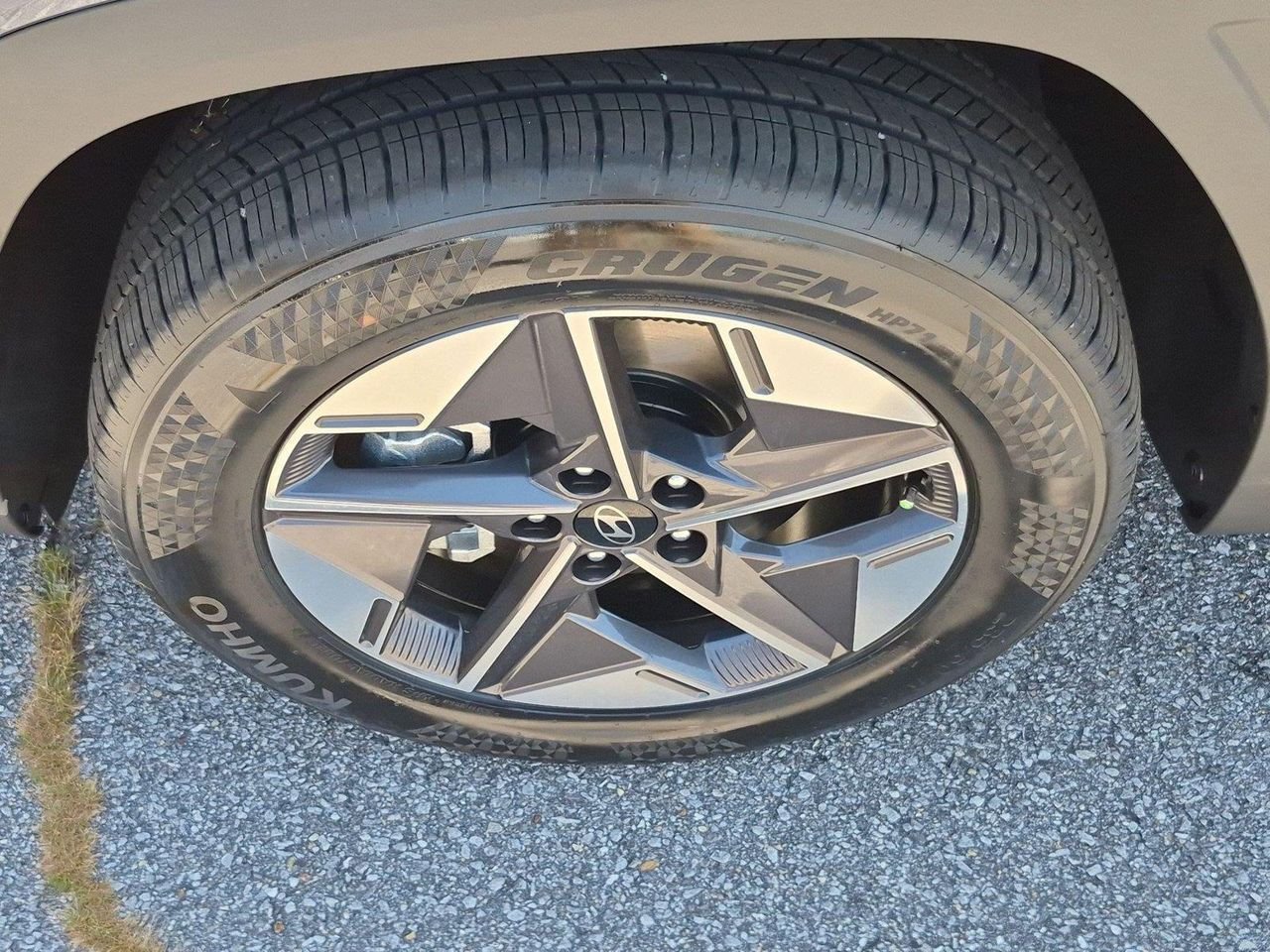 New 2026 Atlantis Blue Hyundai SEL AWD image 10