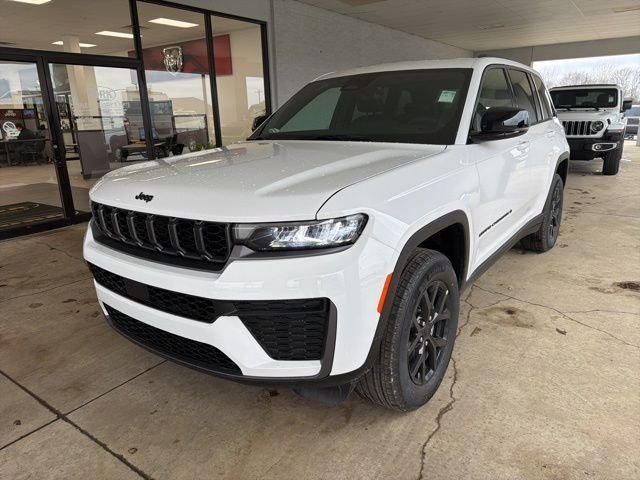 New 2026 Bright White Clear-Coat Exterior Paint Jeep Altitude image 2