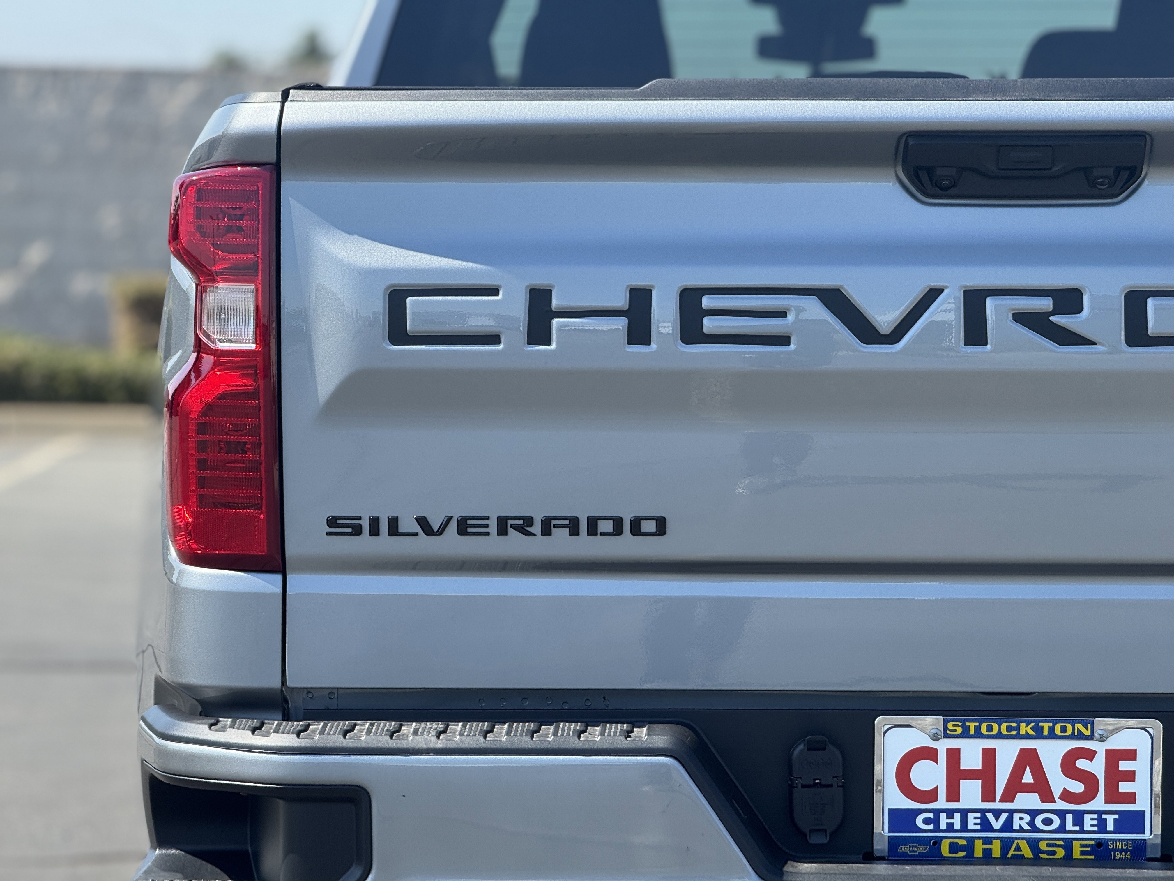 2025 Chevrolet Silverado 1500 Custom - Photo 6