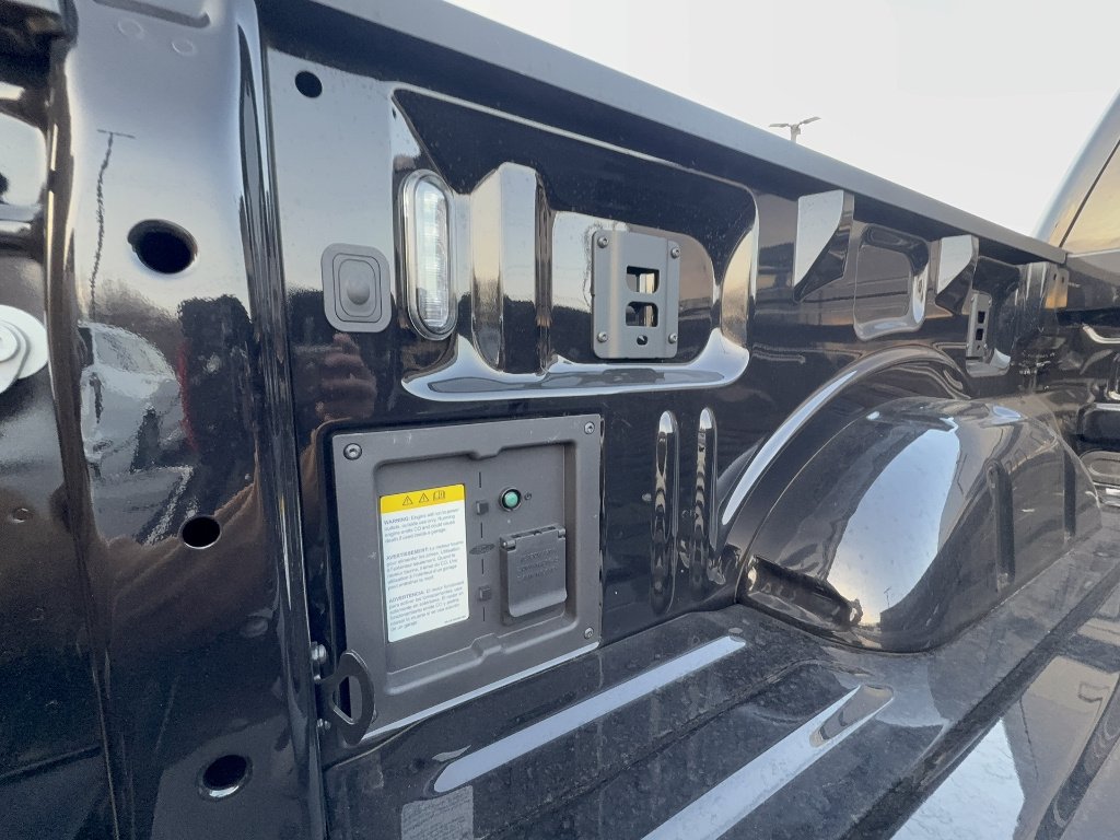New 2026 Agate Black Metallic Ford Raptor® image 33
