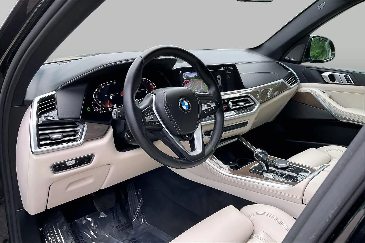 Used 2021 Black Sapphire Metallic BMW xDrive40i image 17