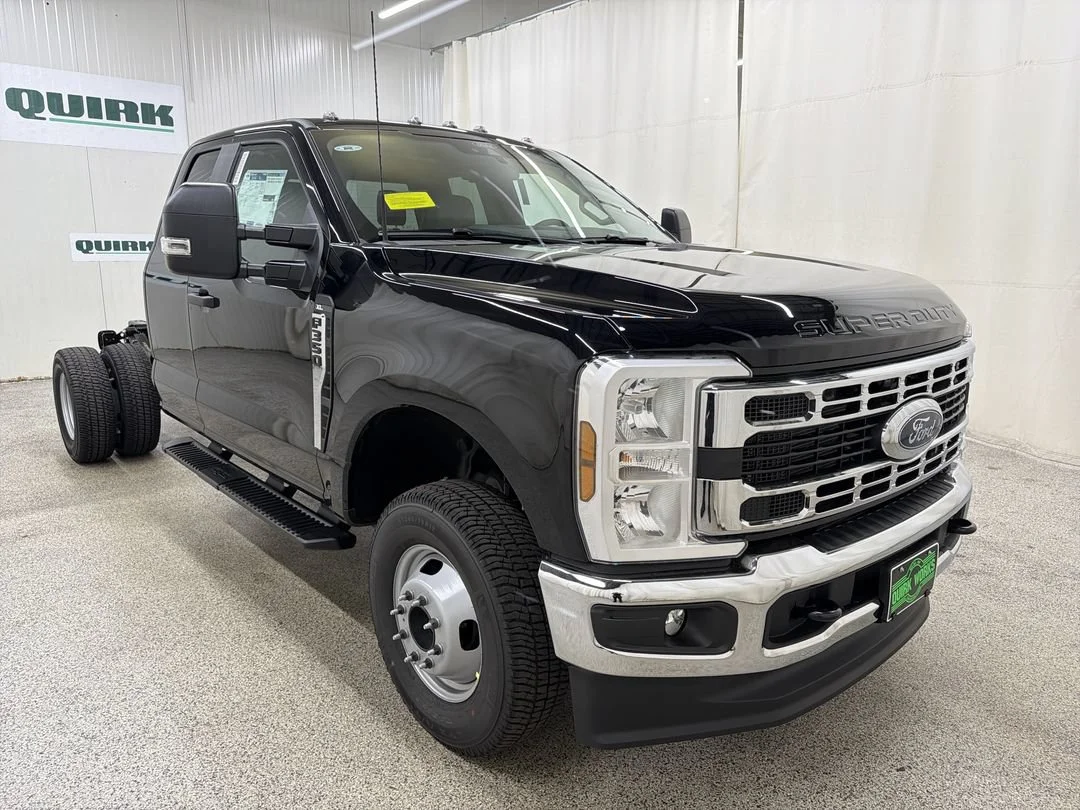New 2026 Agate Black Metallic Ford F-350® XL image 3