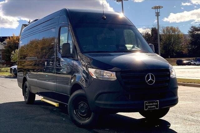 2025 Mercedes-Benz Sprinter 2500 170 WB HO High Roof's photo