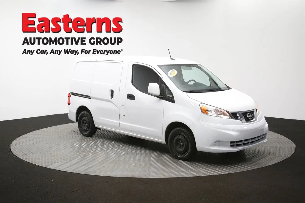 Used 2020 White Nissan SV image 48