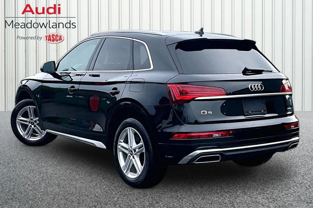 Used 2023 Black Audi 55 Premium image 4