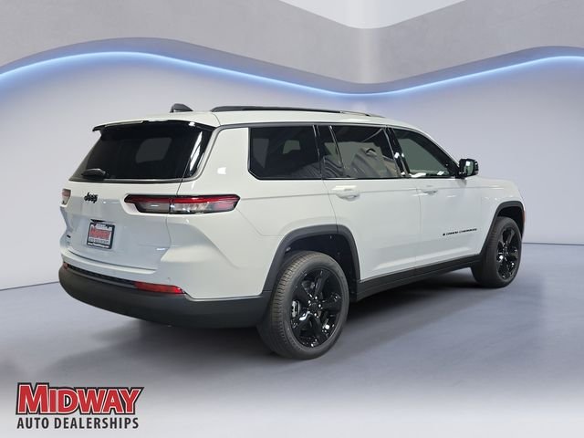 New 2026 Bright White Clear-Coat Exterior Paint Jeep Limited image 5