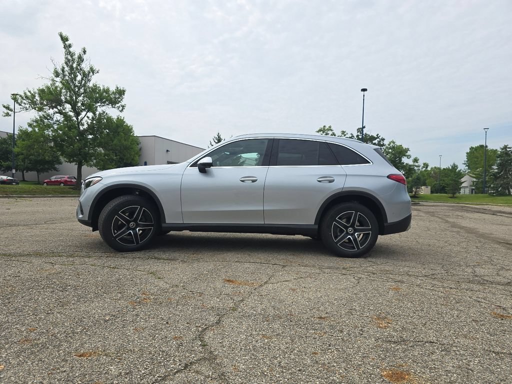 New 2026 Cirrus Silver Metallic Mercedes-Benz GLC 300 image 51