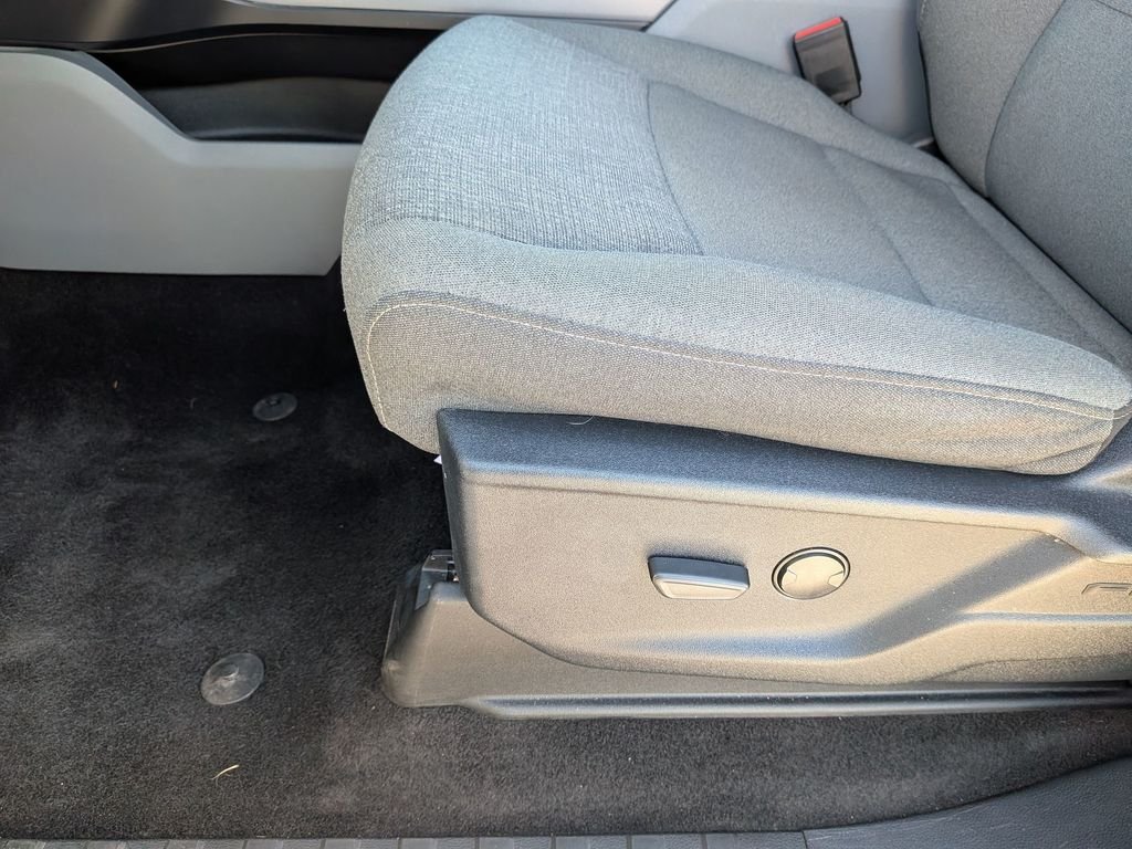 Used 2024 White Ford XLT image 16