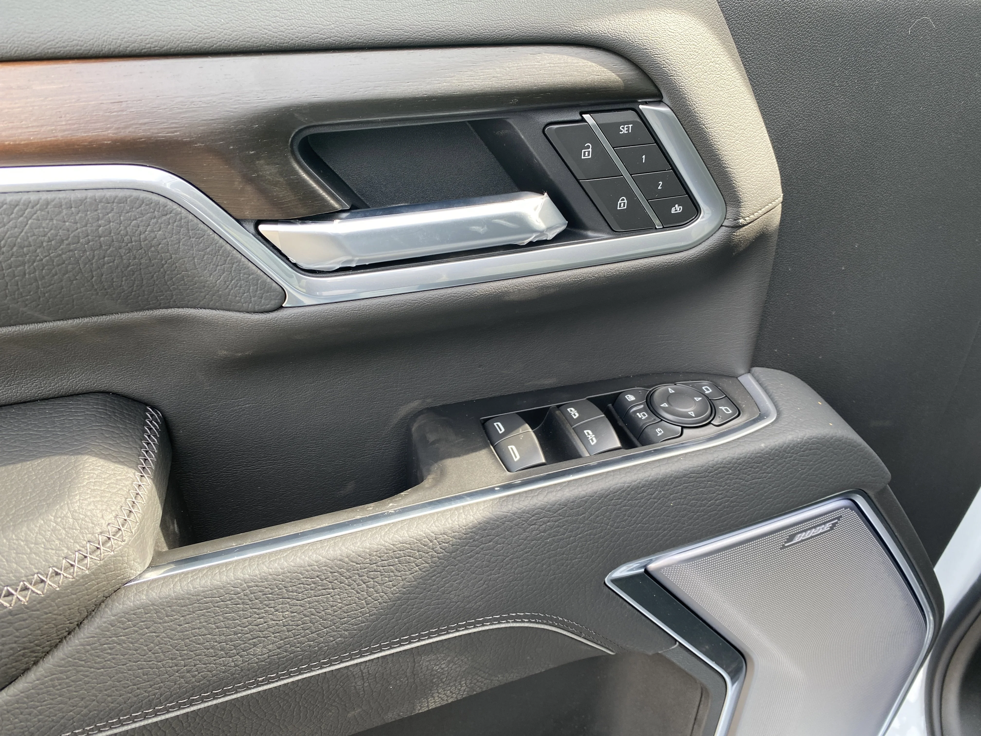 New 2026 GLACIER WHITE TRICOAT GMC Denali image 26