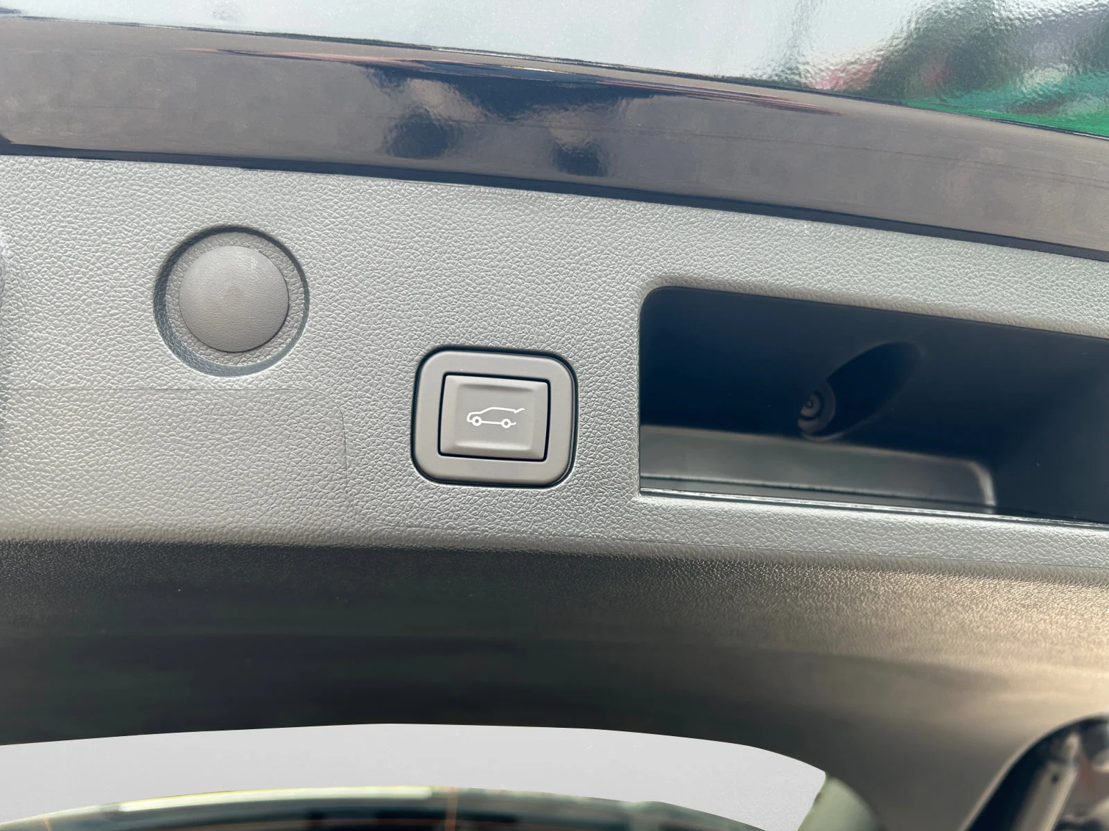 New 2027 Ebony Twilight Metallic GMC AWD AT4 image 11
