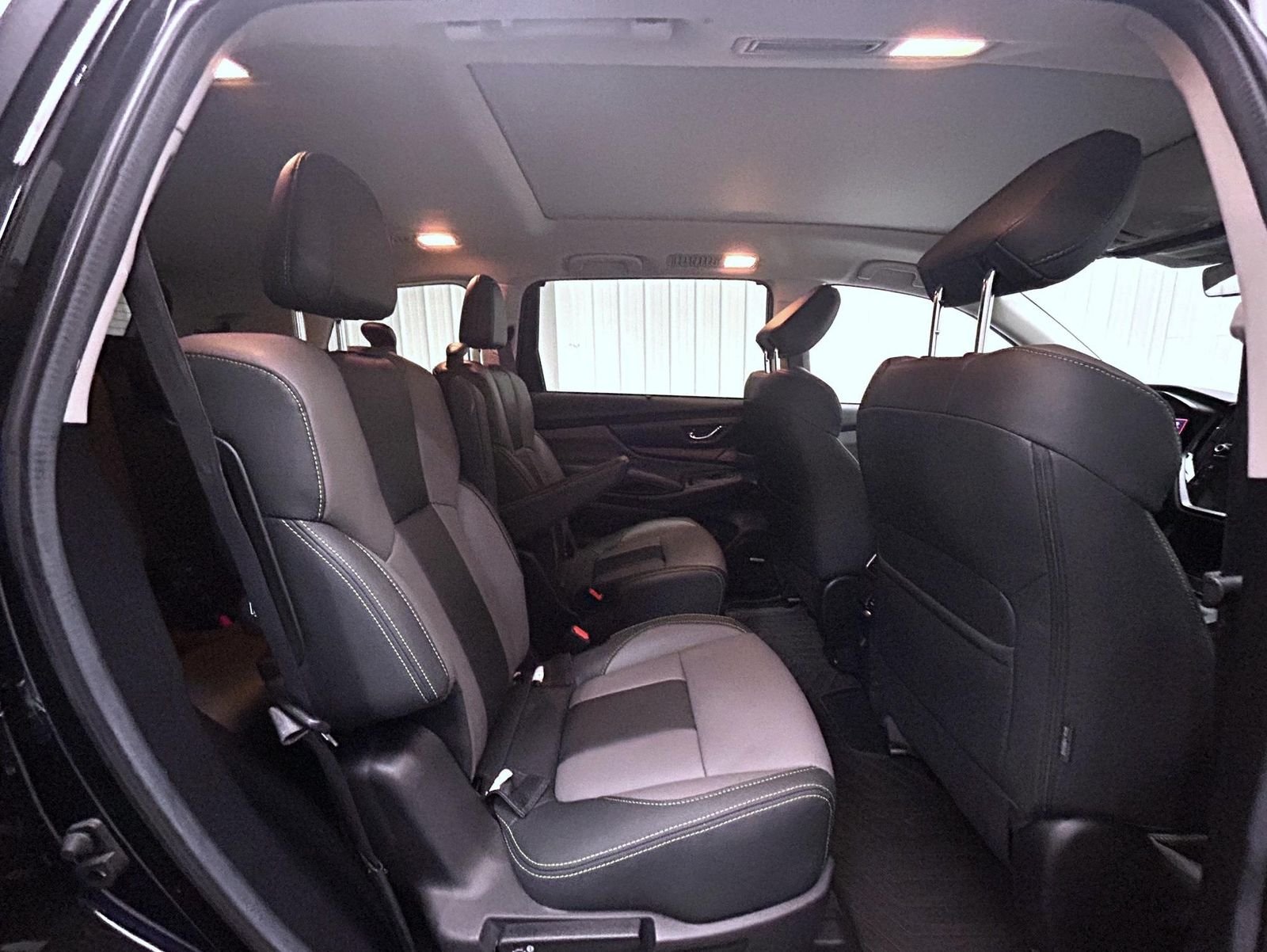 Used 2024 Black Subaru Onyx Edition image 18