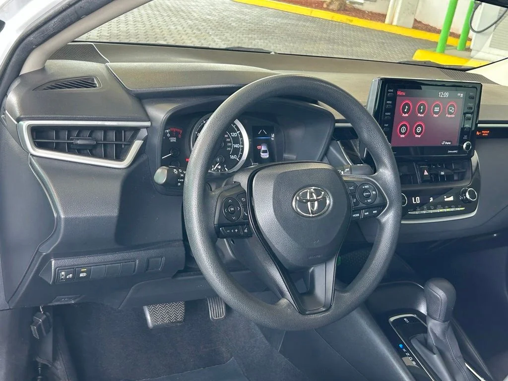 Certified Used 2022 White Toyota LE image 31