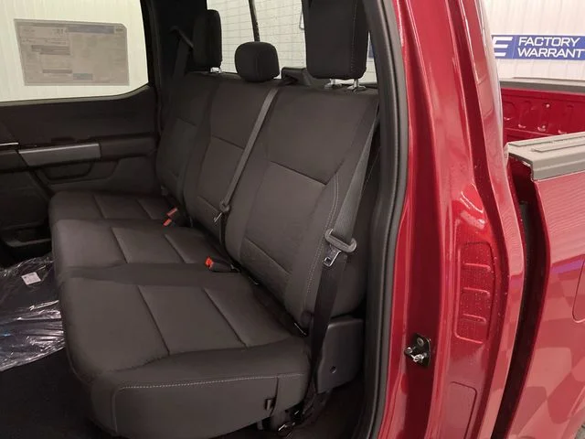 New 2026 Ruby Red Metallic Tinted Clearcoat Ford XLT image 22