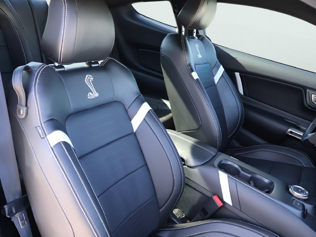 Used 2022 Grabber Blue Metallic Ford Shelby GT500 image 11