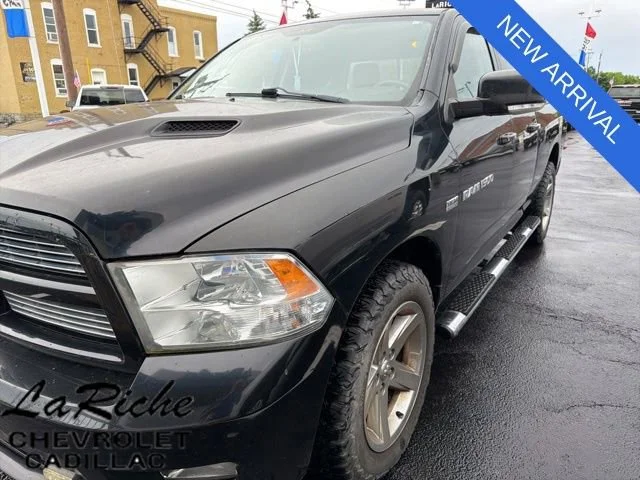 Used 2012  Ram Sport image 1