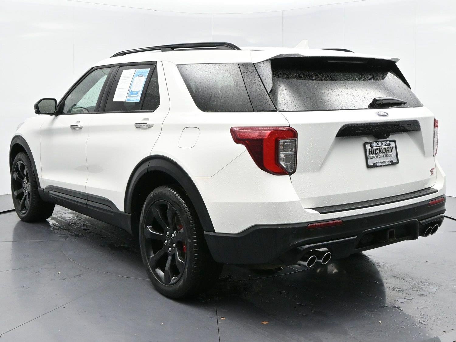 Used 2022 Star White Metallic Tri-Coat Ford ST image 5