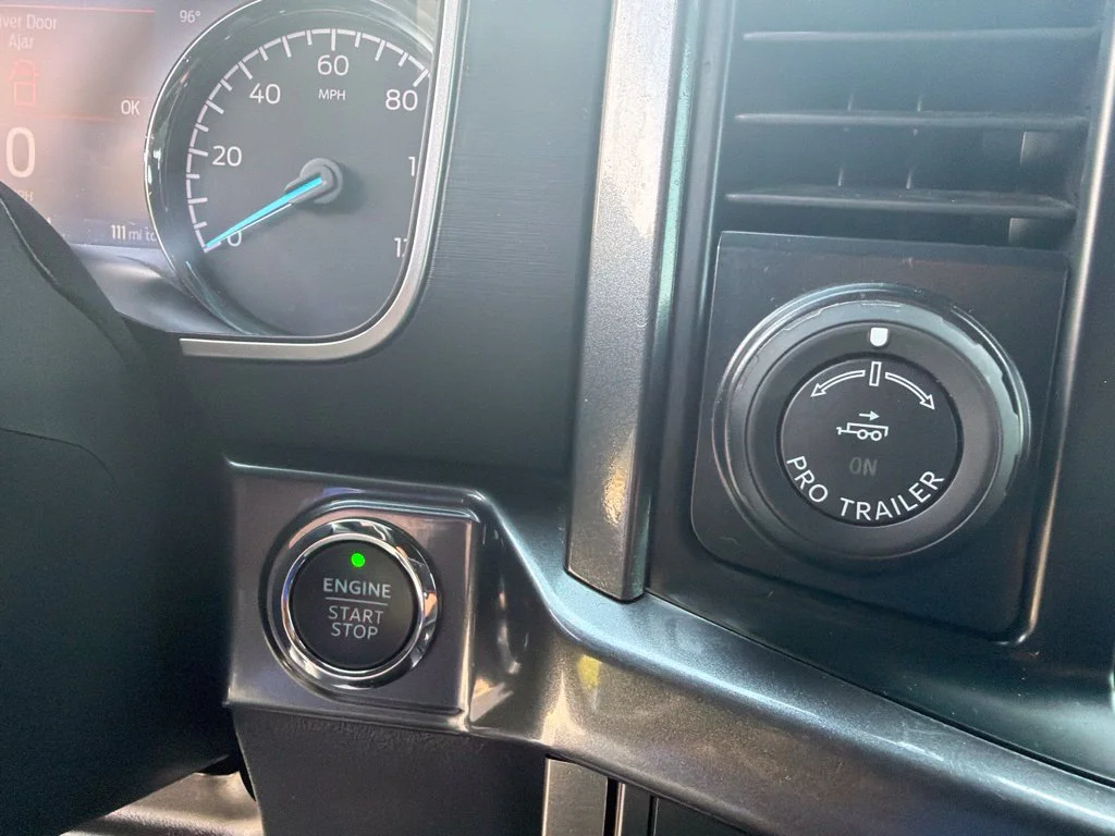 Used 2023 Oxford White Ford XLT image 18