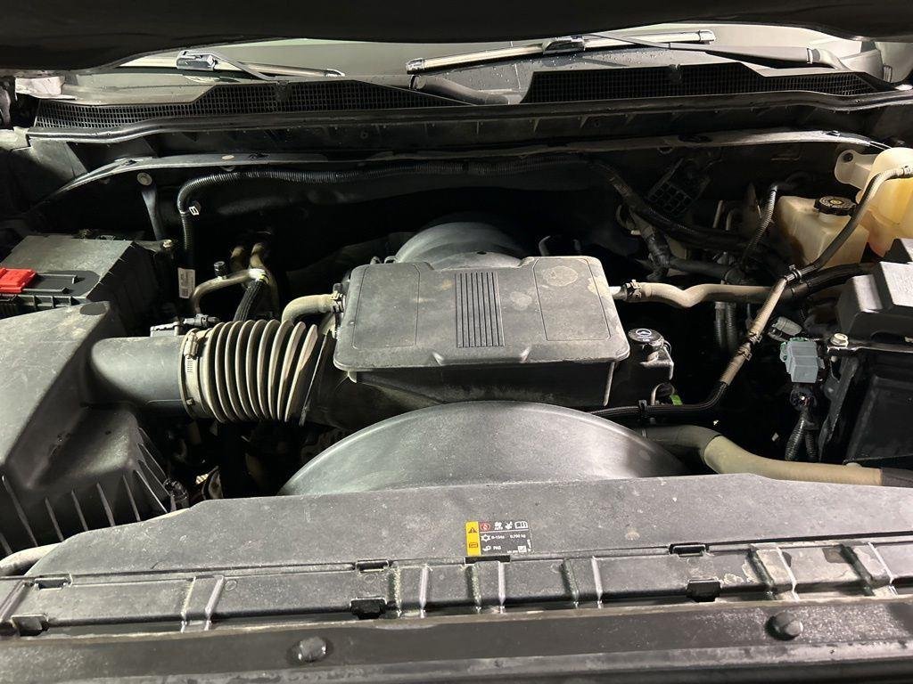 Used 2022 Greenstone Metallic Chevrolet High Country image 12