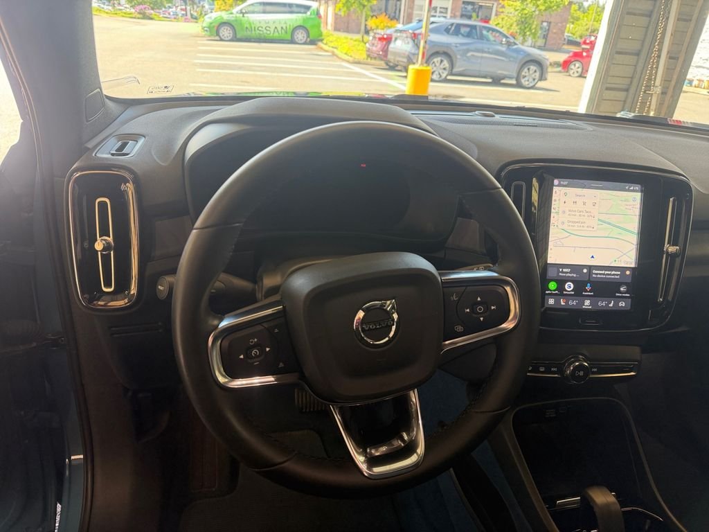 Used 2023 Blue Volvo Ultimate image 22