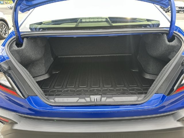 Used 2023 Blue Pearl Subaru Premium image 29