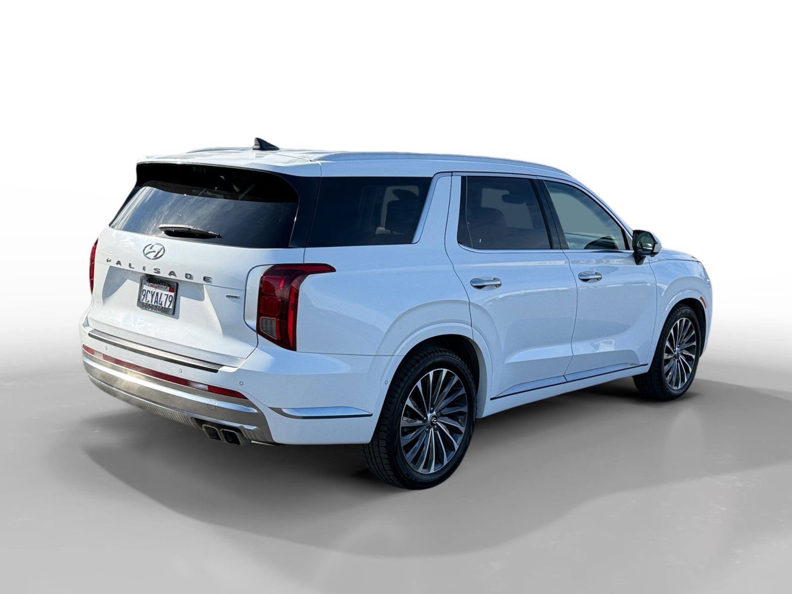 Used 2023 Hyper White Hyundai Calligraphy image 5
