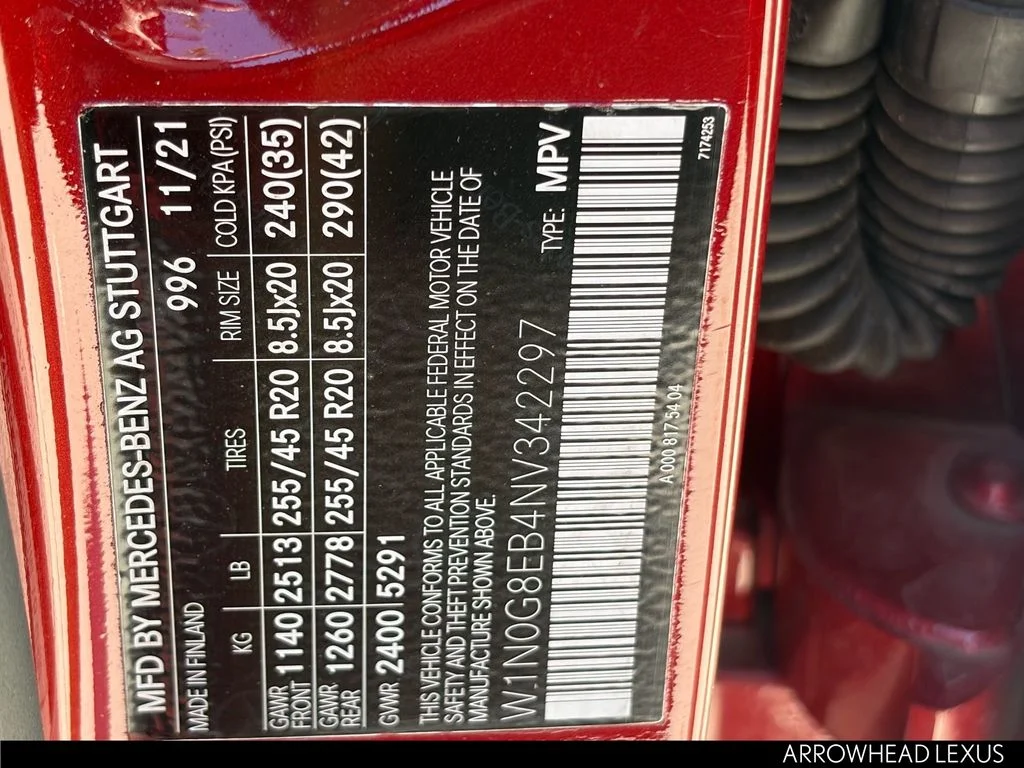 Used 2022 Red Mercedes-Benz GLC 300 image 36
